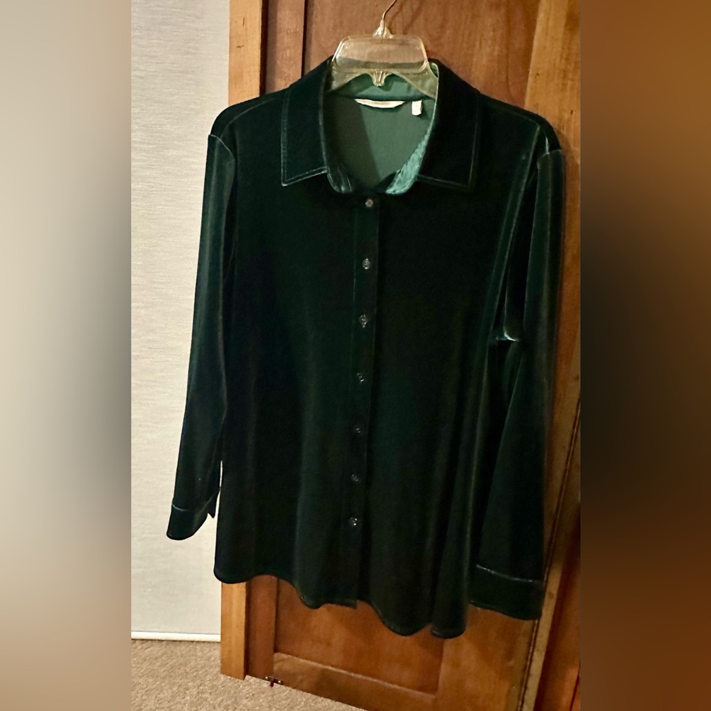 Soft Surroundings Deep Green Velvet Shirt Jacket - Picture 2 of 3